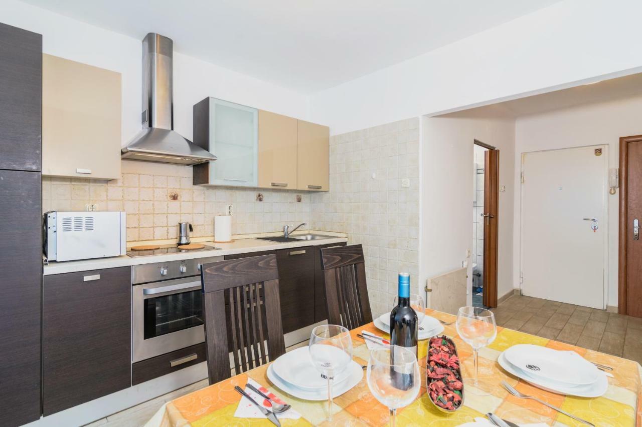 Apartman Fani Rijeka Exteriör bild