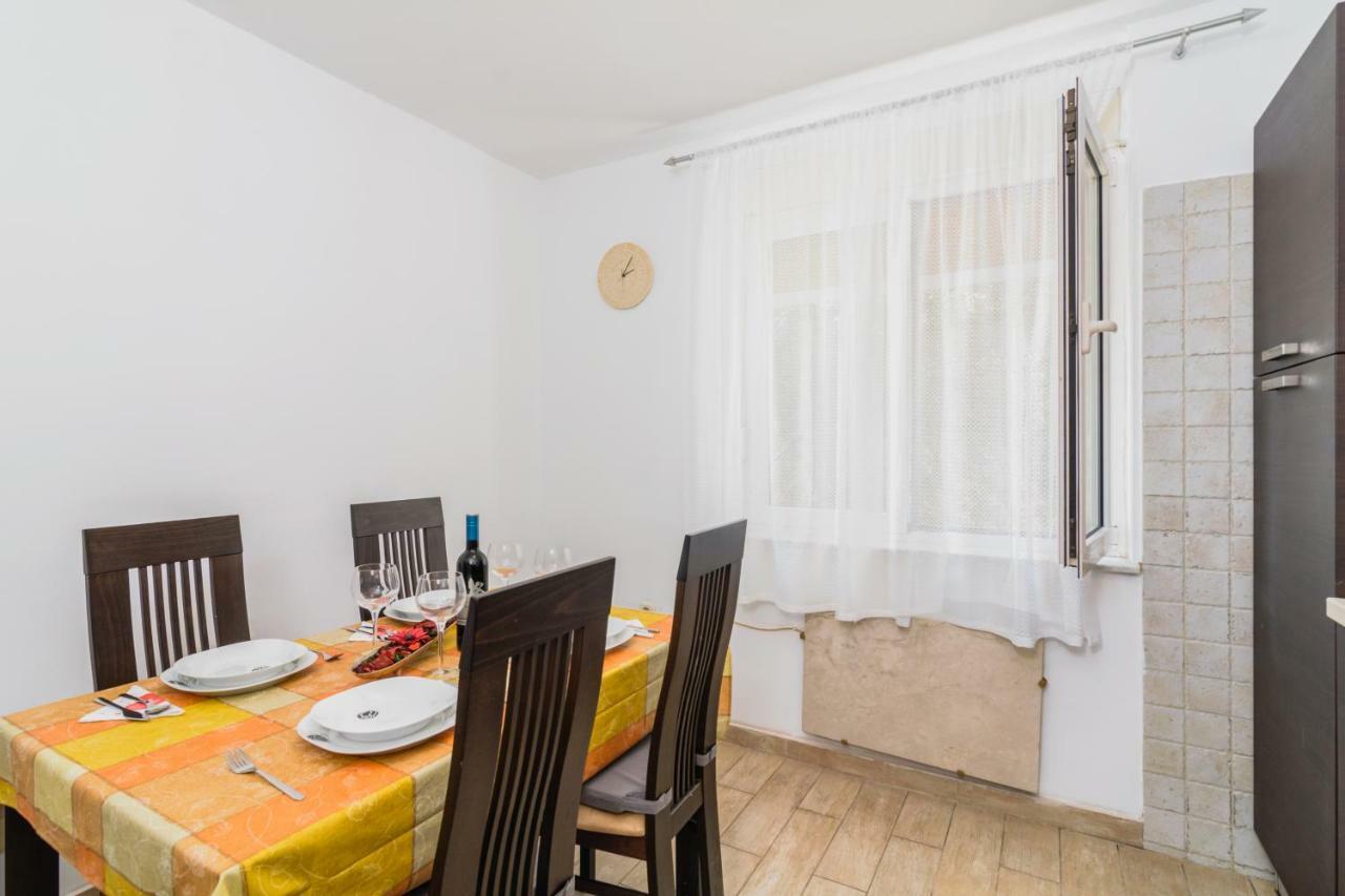Apartman Fani Rijeka Exteriör bild