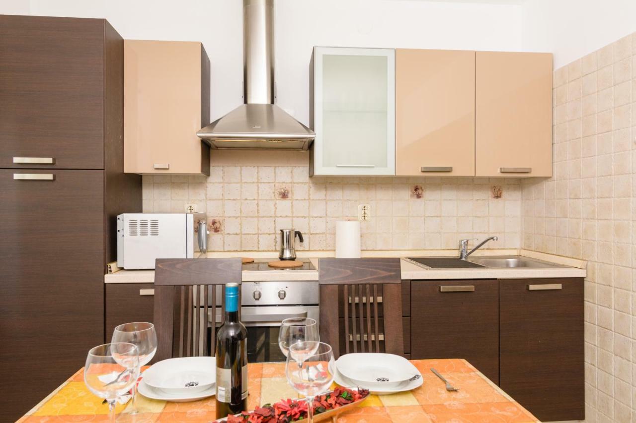 Apartman Fani Rijeka Exteriör bild